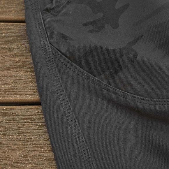 AAPE Camouflage Print Drawstring Black Shorts - Picture 15 of 16